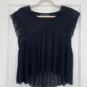 Black Zara Trafaluc Collection V-neck Pleated top